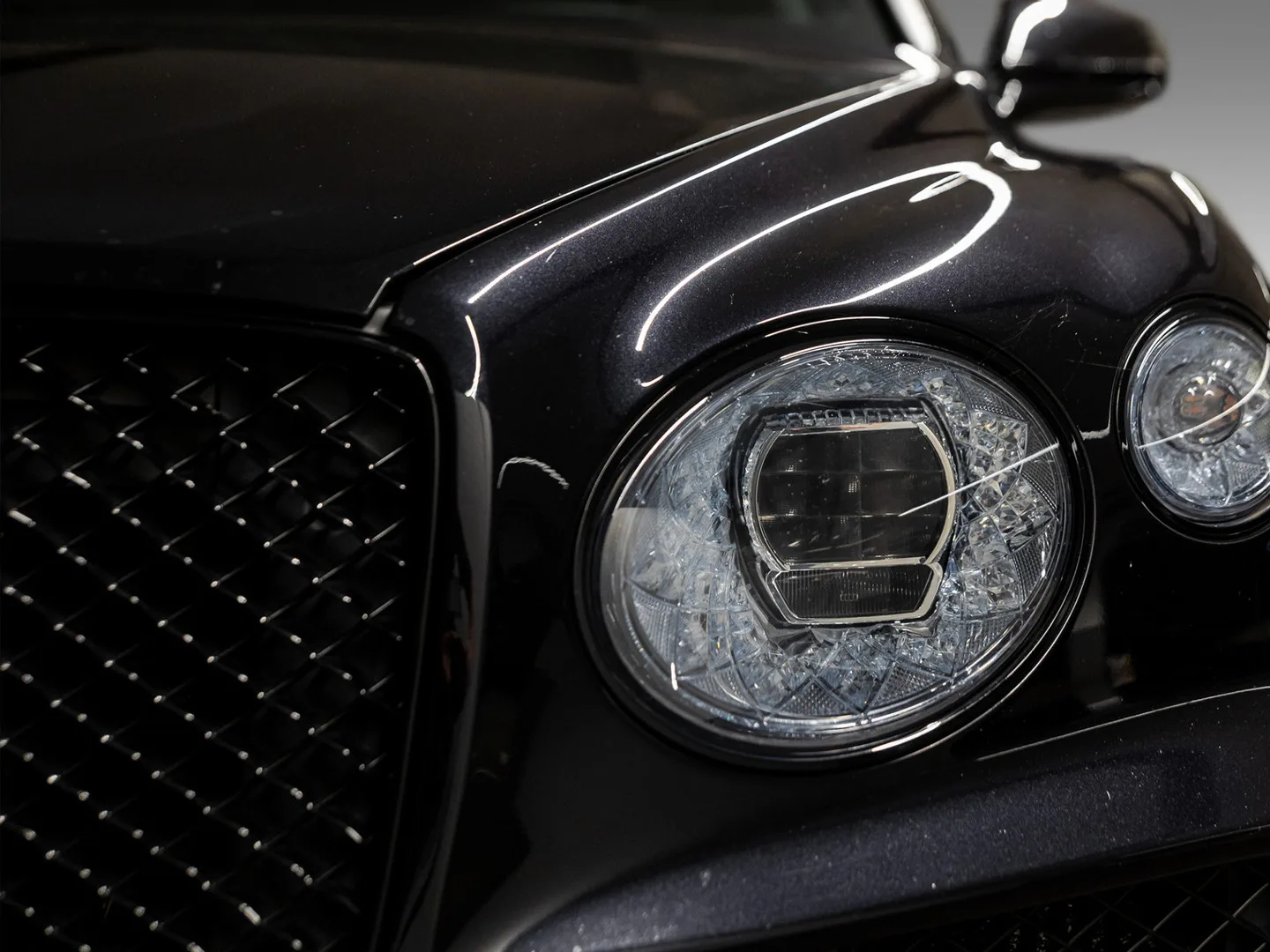 2022 Bentley Bentayga V8, 8/30