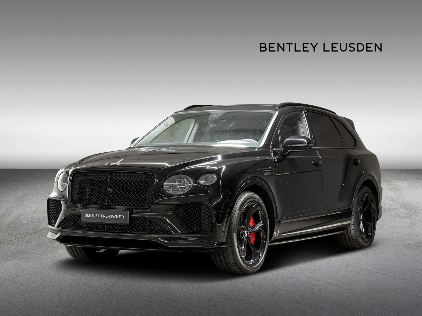 2022 Bentley Bentayga S V8 proposée par un concessionnaire agréé Bentley à Leusden, Pays-Bas, photo principale