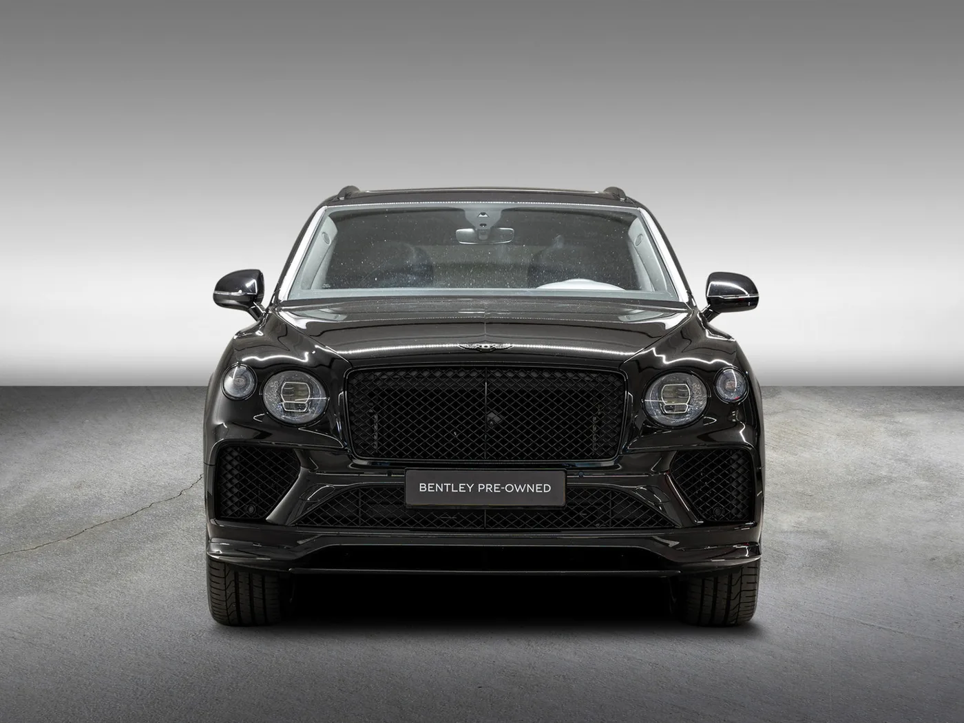 2022 Bentley Bentayga S V8 offered by an official Bentley dealer in Leusden, Netherlands, photo 2 of 15