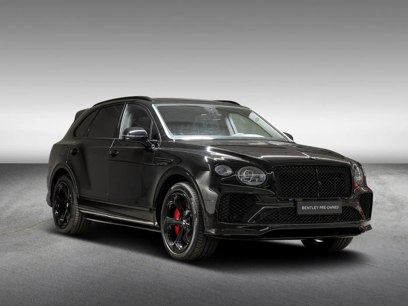 2022 Bentley Bentayga S V8 offered by an official Bentley dealer in Leusden, Netherlands, photo 3 of 15