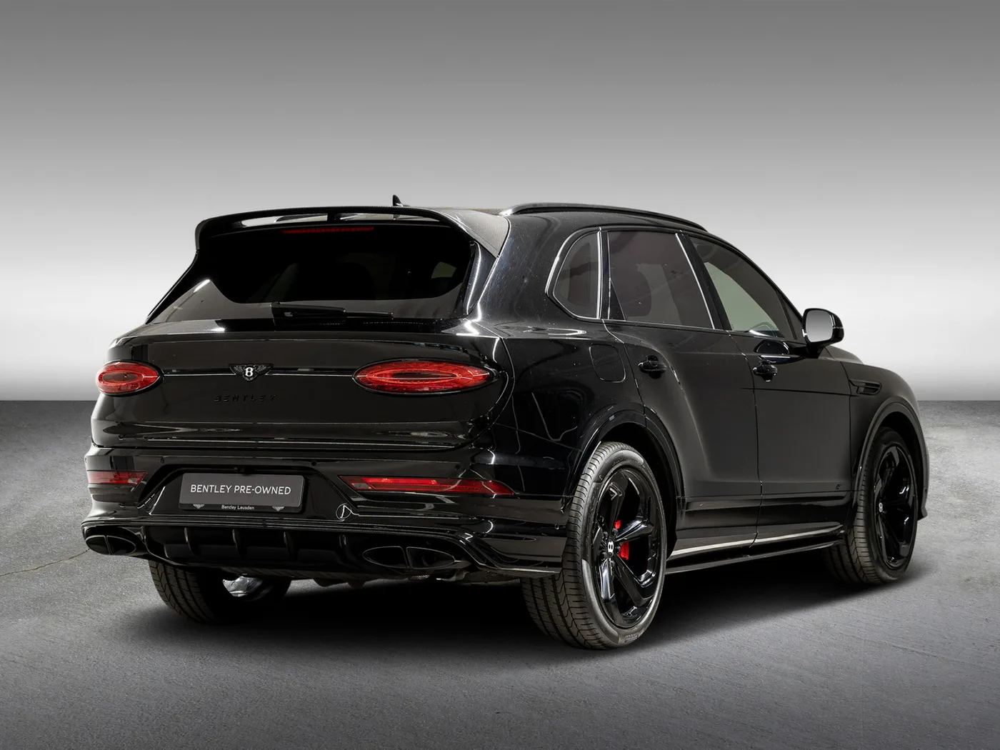 2022 Bentley Bentayga S V8 offered by an official Bentley dealer in Leusden, Netherlands, photo 7 of 15