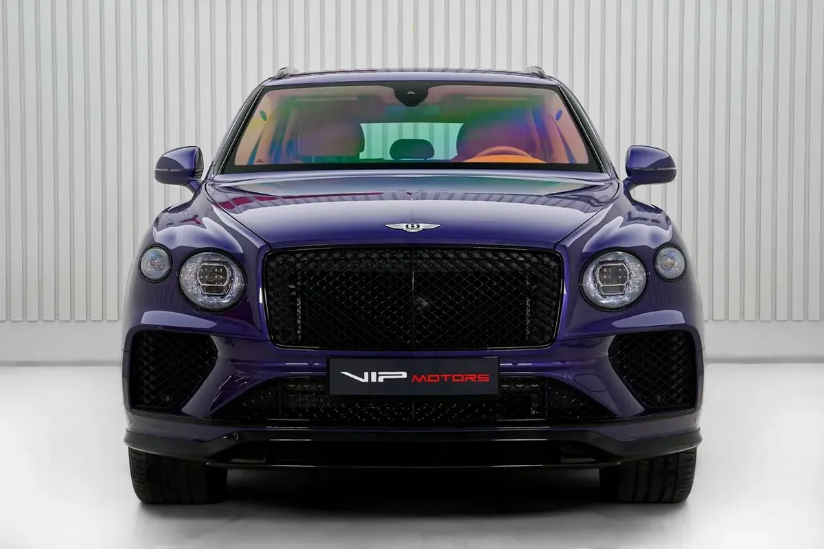 2022 Bentley Bentayga V8, 2/12