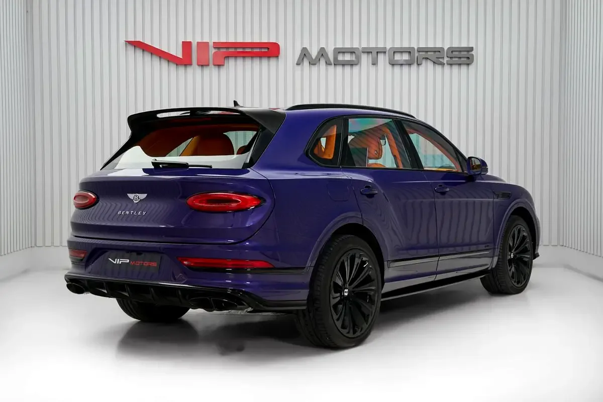 2022 Bentley Bentayga V8, 4/12