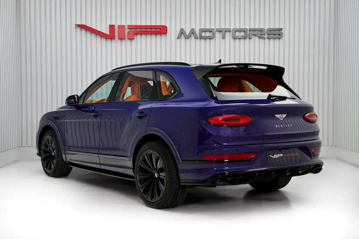 2022 Bentley Bentayga V8, 6/12