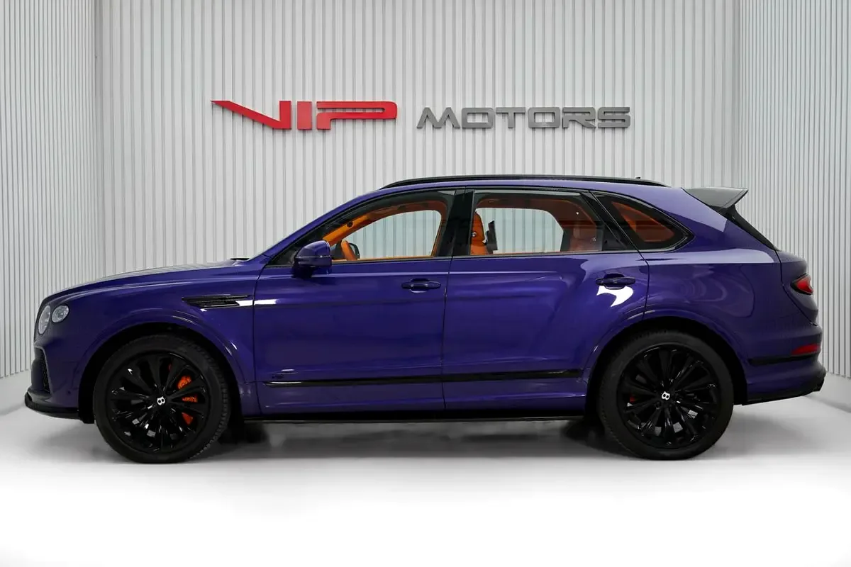 2022 Bentley Bentayga V8, 7/12