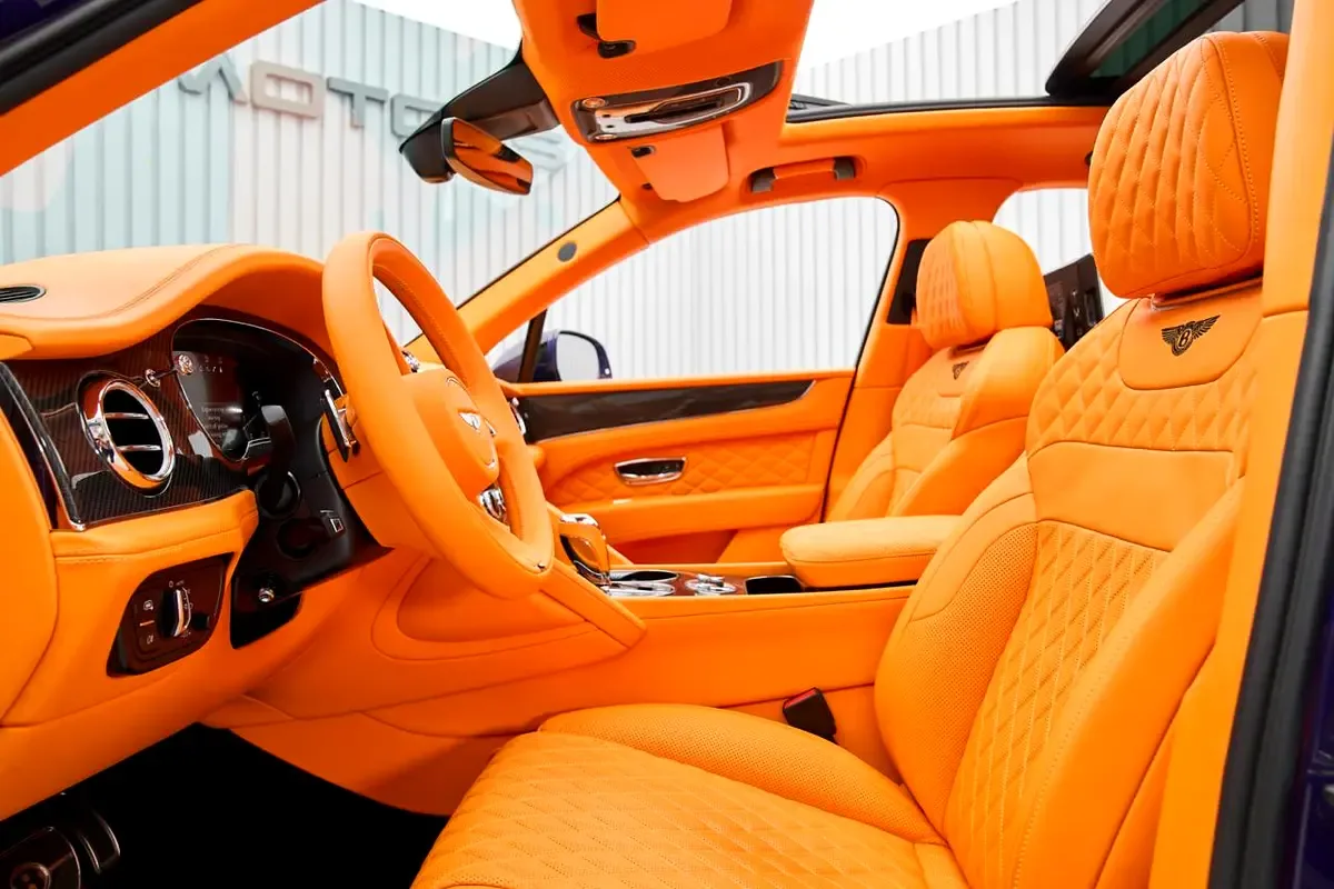 2022 Bentley Bentayga V8, 10/12