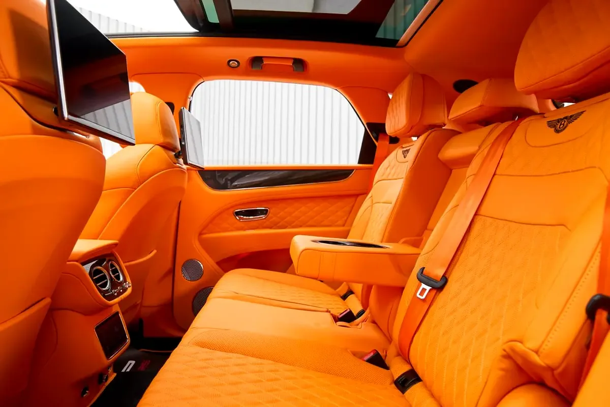 2022 Bentley Bentayga V8, 12/12