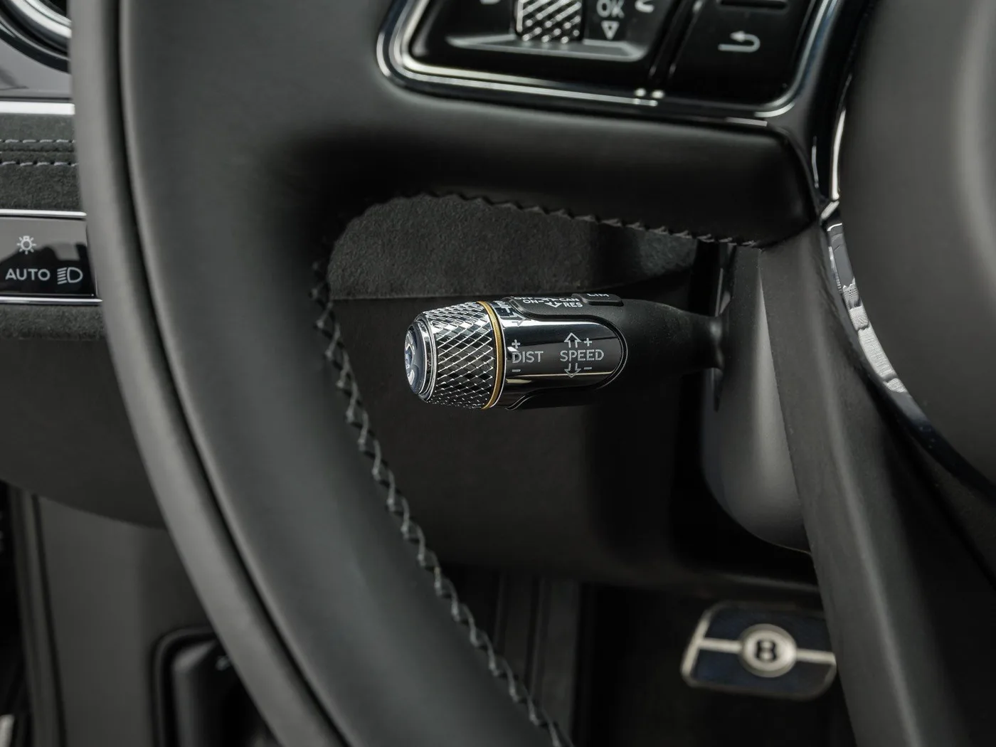 2022 Bentley Continental GT Speed proposée par un concessionnaire spécialisé à Singen, Allemagne, photo 12 sur 15