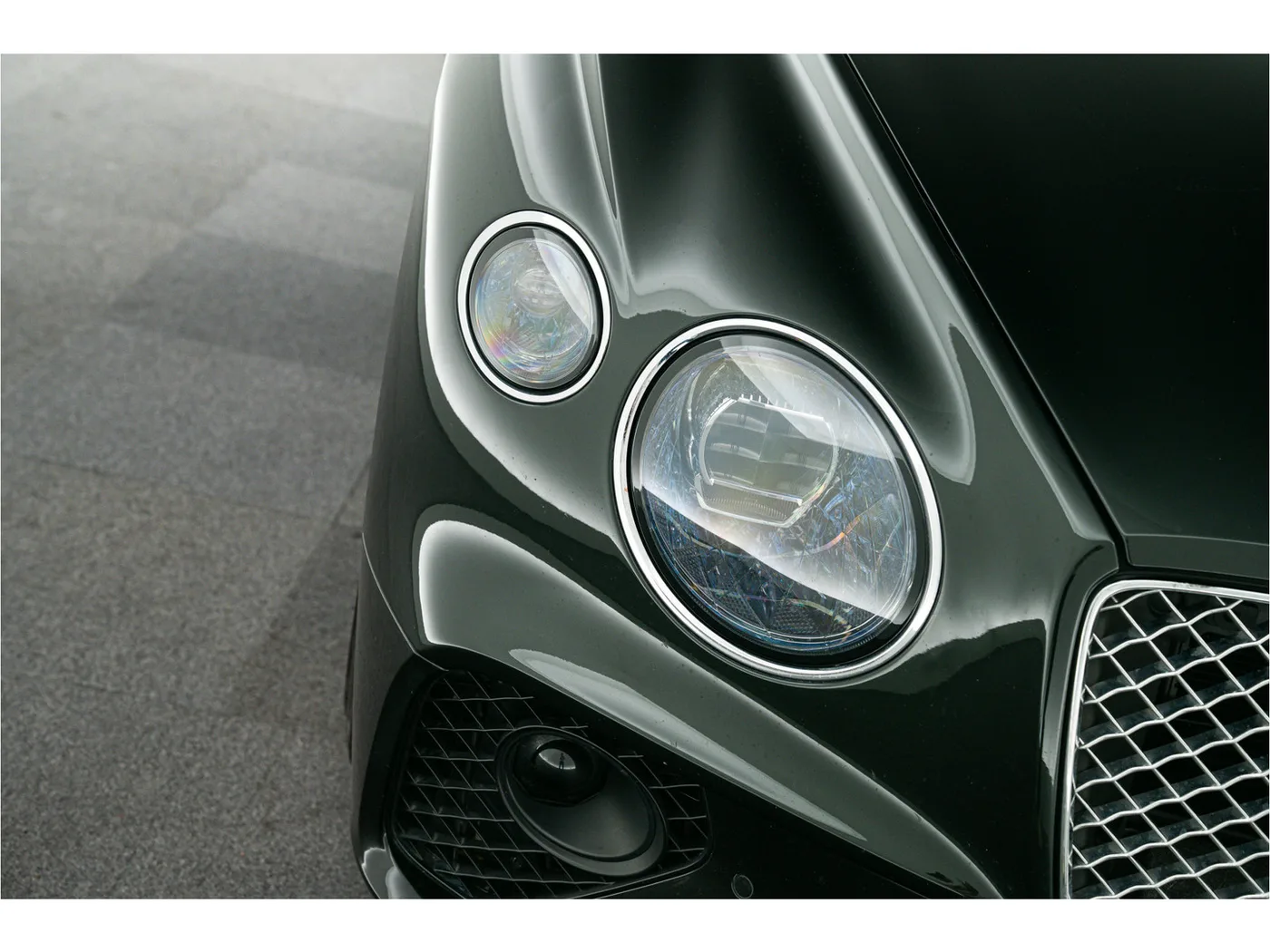 2022 Bentley Continental GT V8 angeboten von einem offiziellen Bentley-Vertragshändler in Rotterdam, Niederlande, Foto 14 von 15
