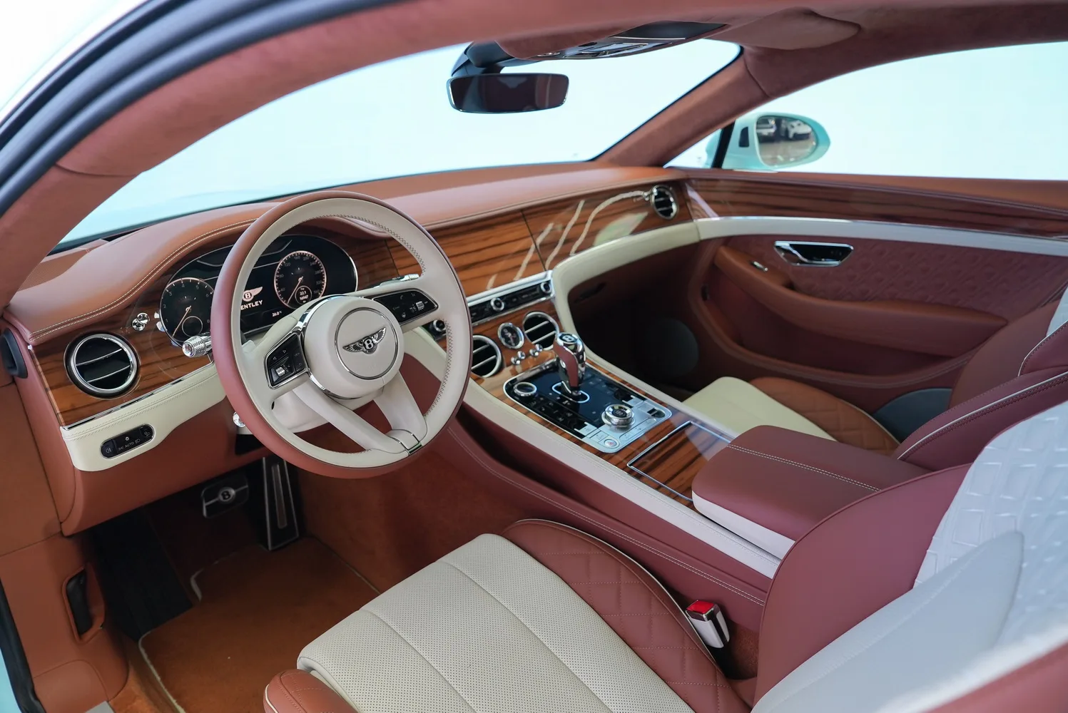 2022 Bentley Continental GT V8, 7/15