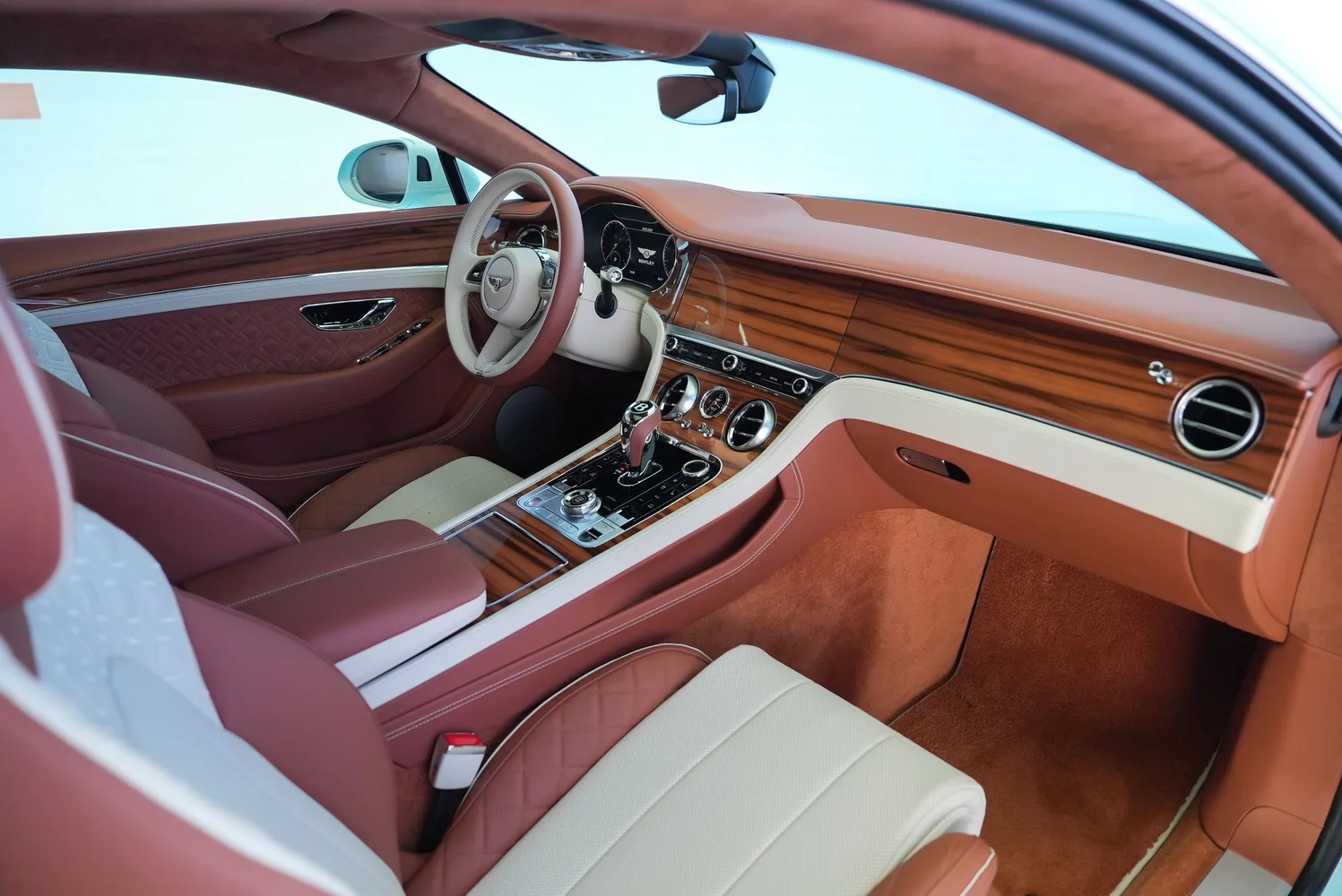 2022 Bentley Continental GT V8, 10/15