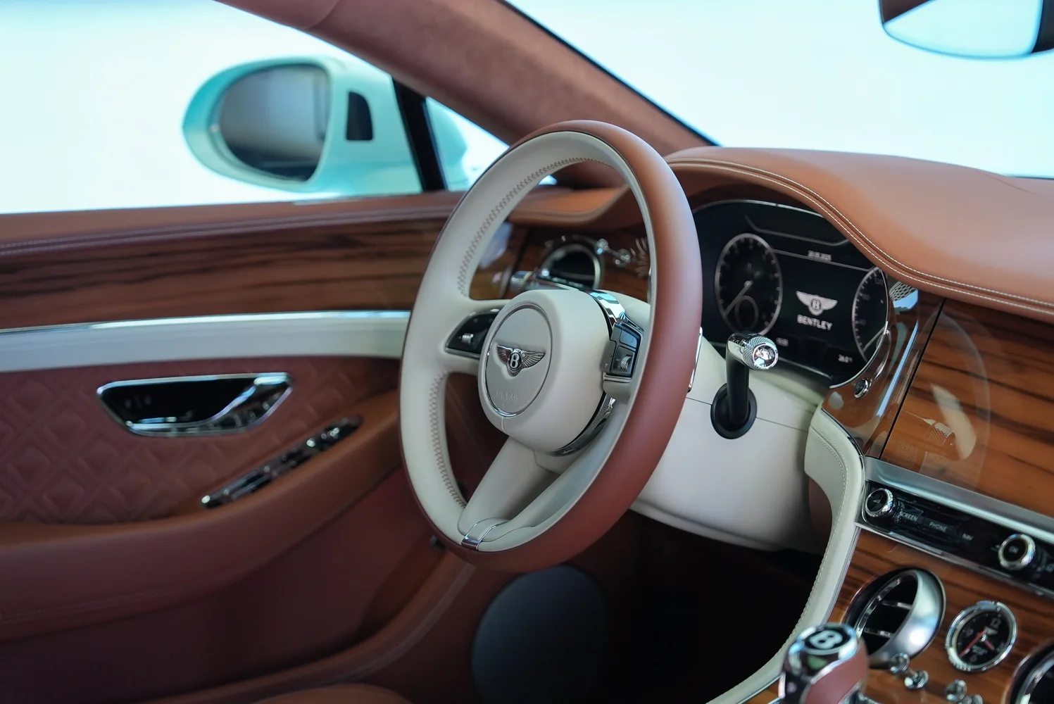 2022 Bentley Continental GT V8, 12/15