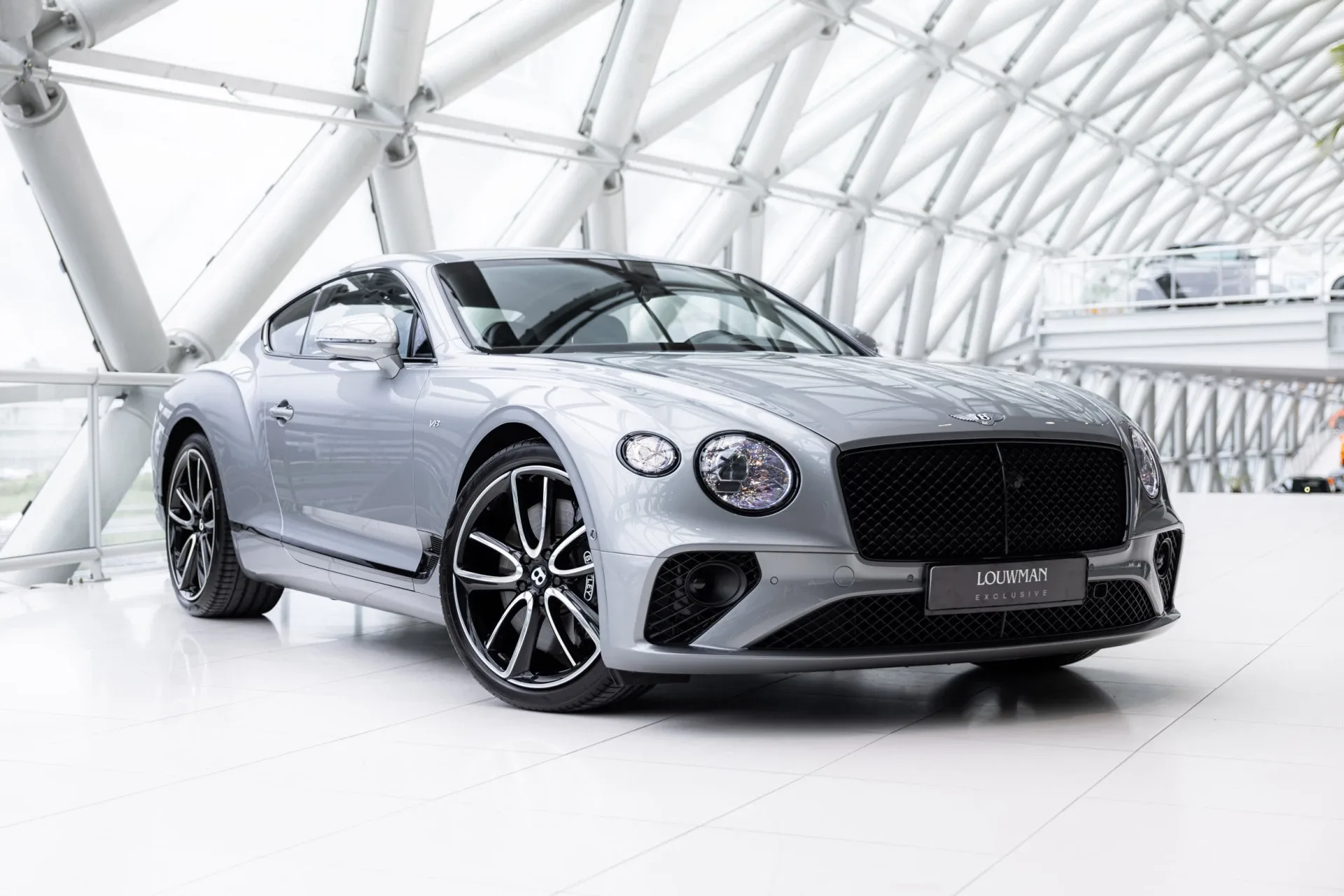 2022 Bentley Continental GT V8 proposée par un concessionnaire agréé McLaren et Morgan à Utrecht, Pays-Bas, photo principale