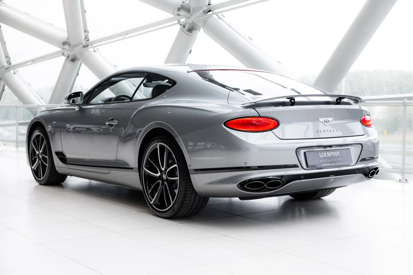 2022 Bentley Continental GT V8 proposée par un concessionnaire agréé McLaren et Morgan à Utrecht, Pays-Bas, photo 2 sur 25