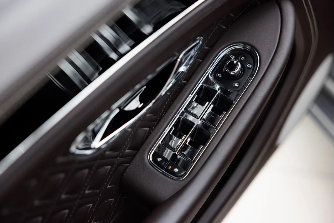 2022 Bentley Continental GT V8 proposée par un concessionnaire agréé McLaren et Morgan à Utrecht, Pays-Bas, photo 9 sur 25