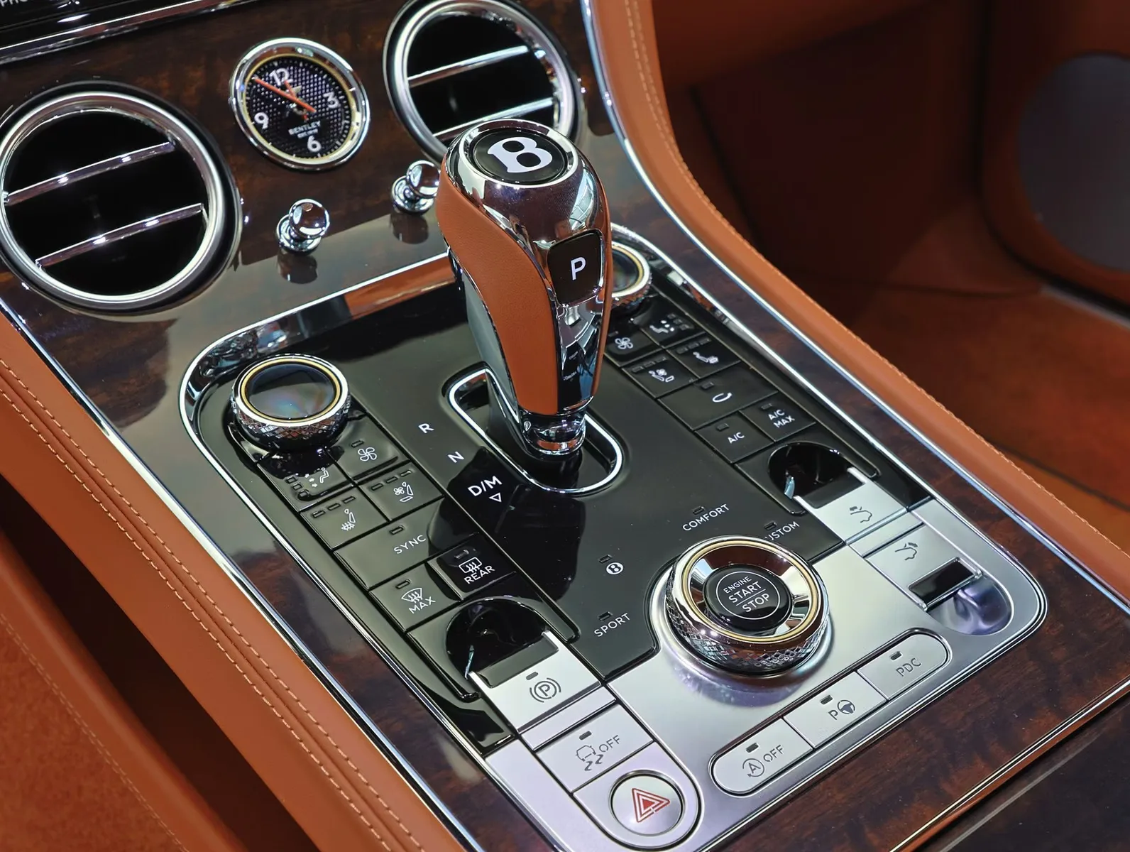 2022 Bentley Continental GT V8, 13/20