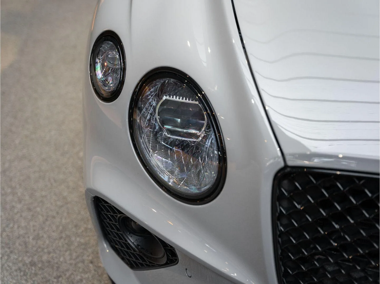 2022 Bentley Continental GT V8 S, 15/30