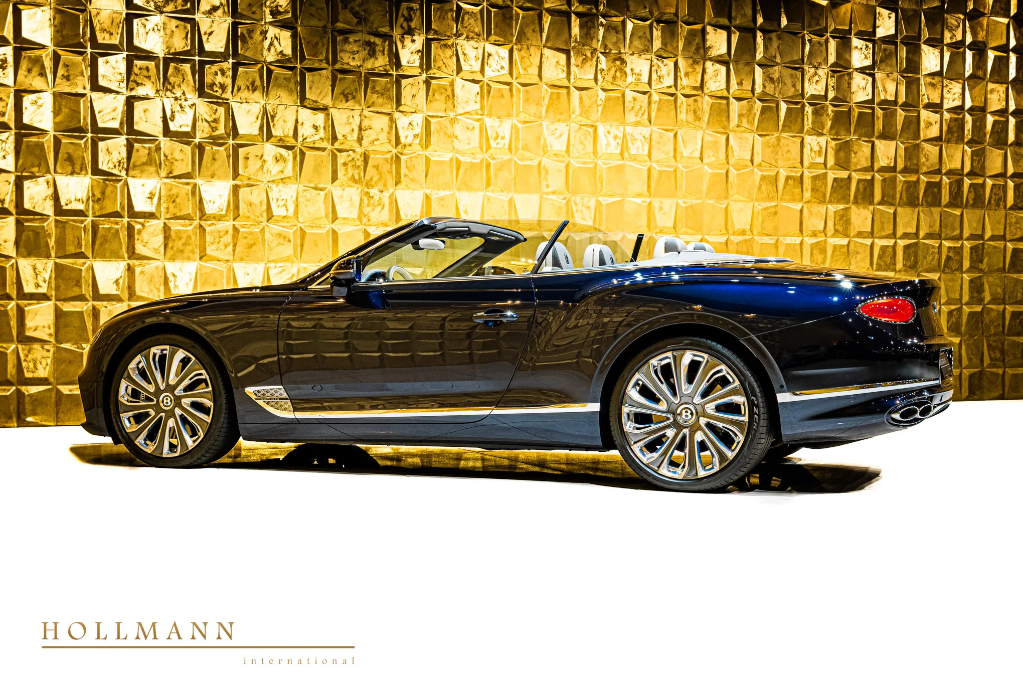 2022 Bentley Continental GTC Mulliner, 5/30