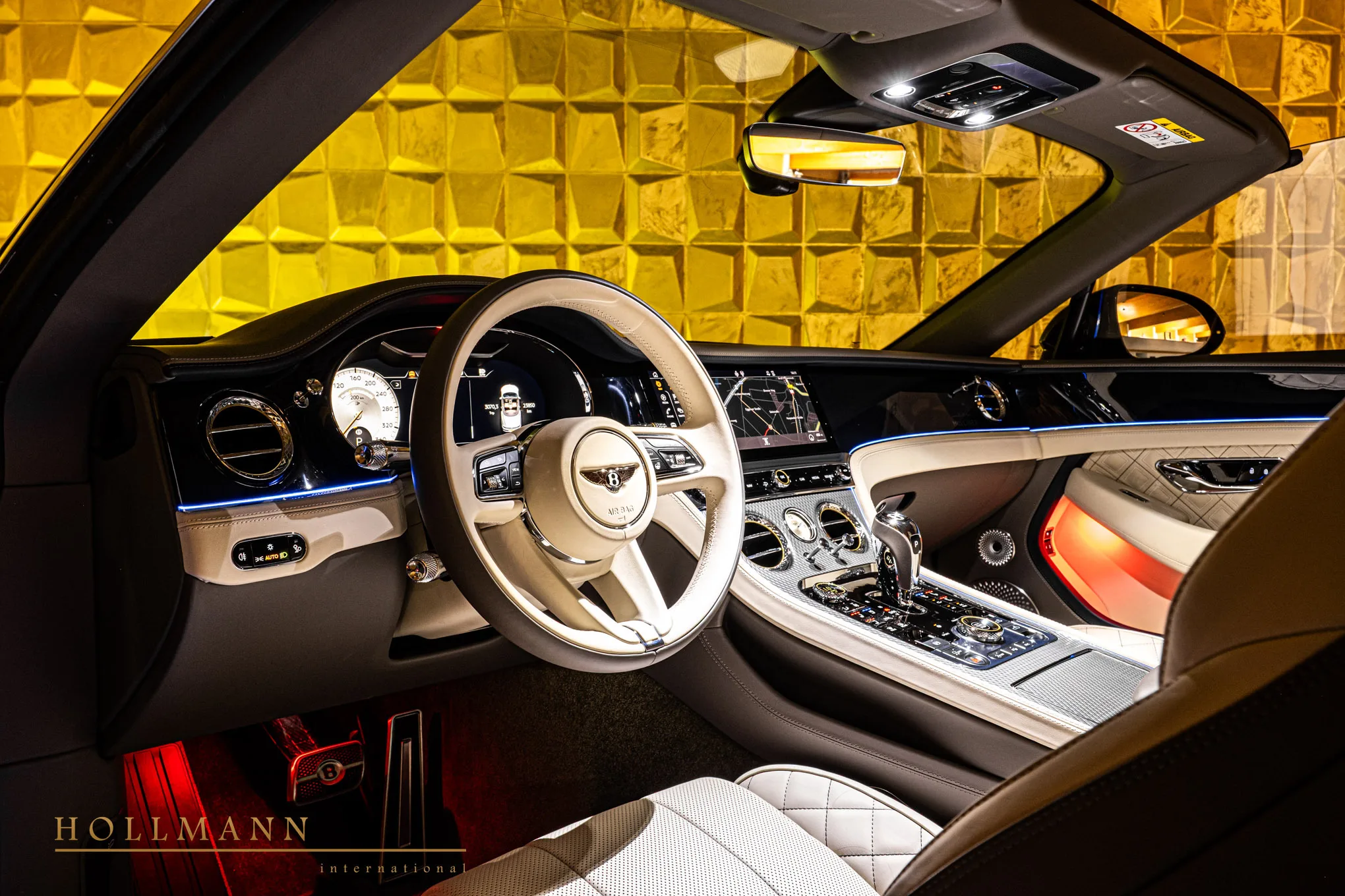 2022 Bentley Continental GTC Mulliner, 15/30