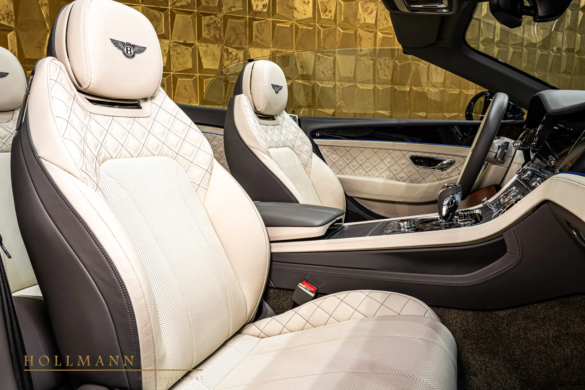 2022 Bentley Continental GTC Mulliner, 26/30