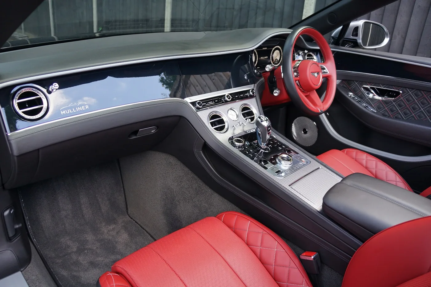 2022 Bentley Continental GTC Mulliner angeboten von einer Vertragshändlergruppe in Ripley, Vereinigtes Königreich, Foto 2 von 25