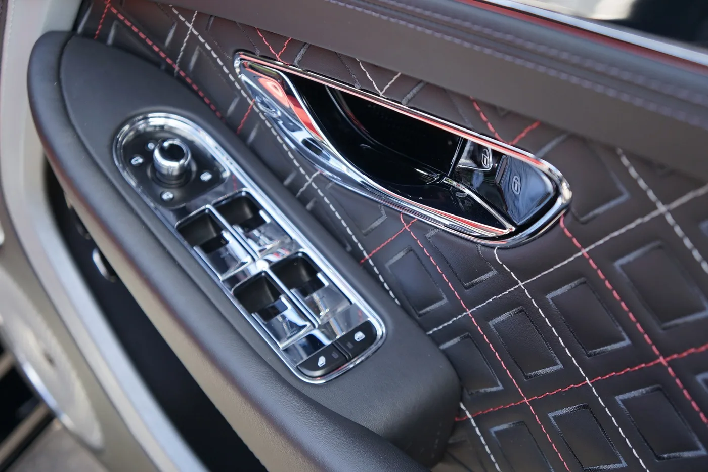 2022 Bentley Continental GTC Mulliner angeboten von einer Vertragshändlergruppe in Ripley, Vereinigtes Königreich, Foto 11 von 25