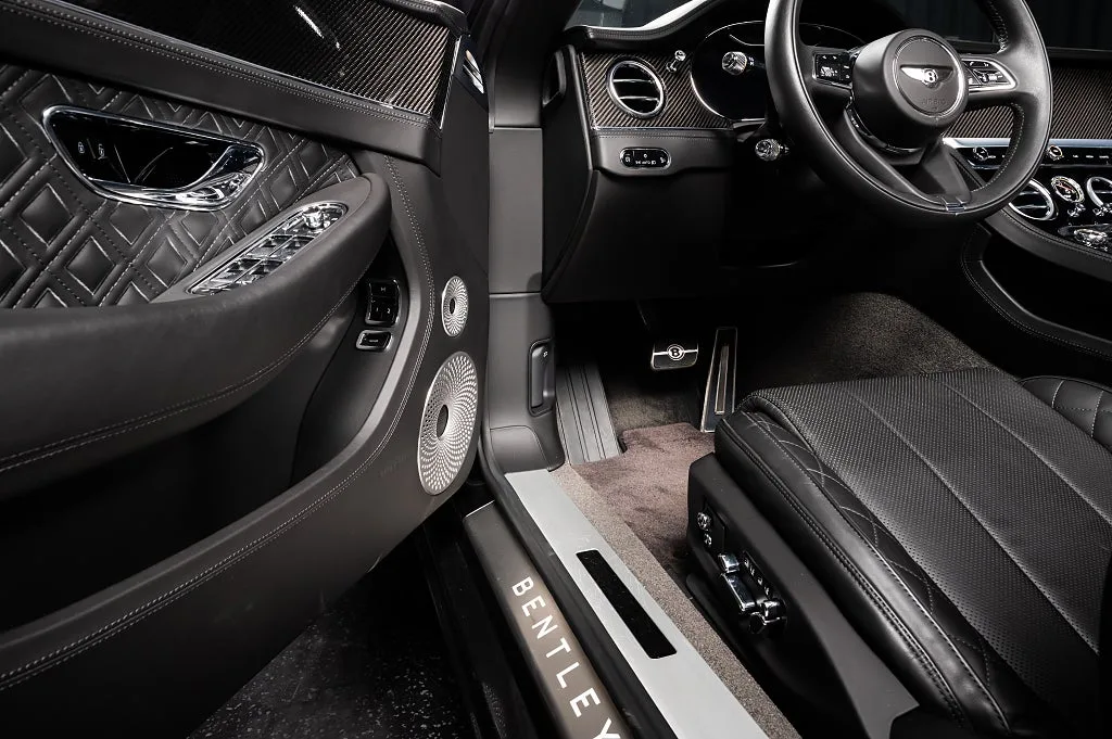 2022 Bentley Continental GTC, 27/30