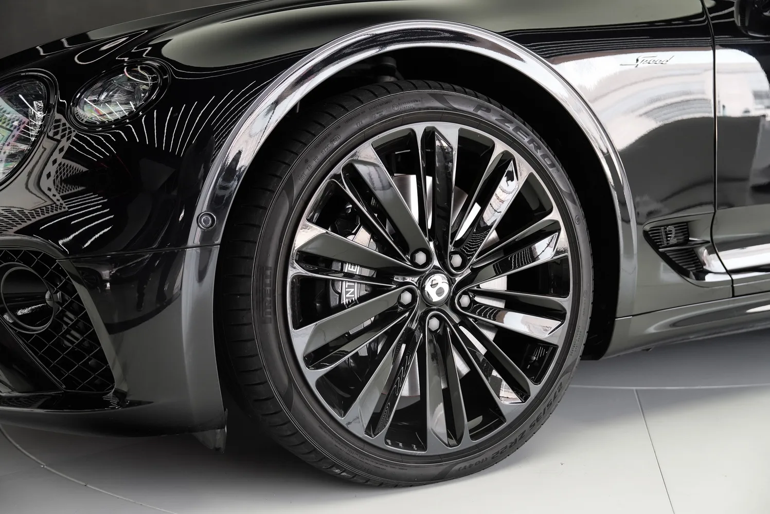 2022 Bentley Continental GTC Speed Black Edition, 6/16