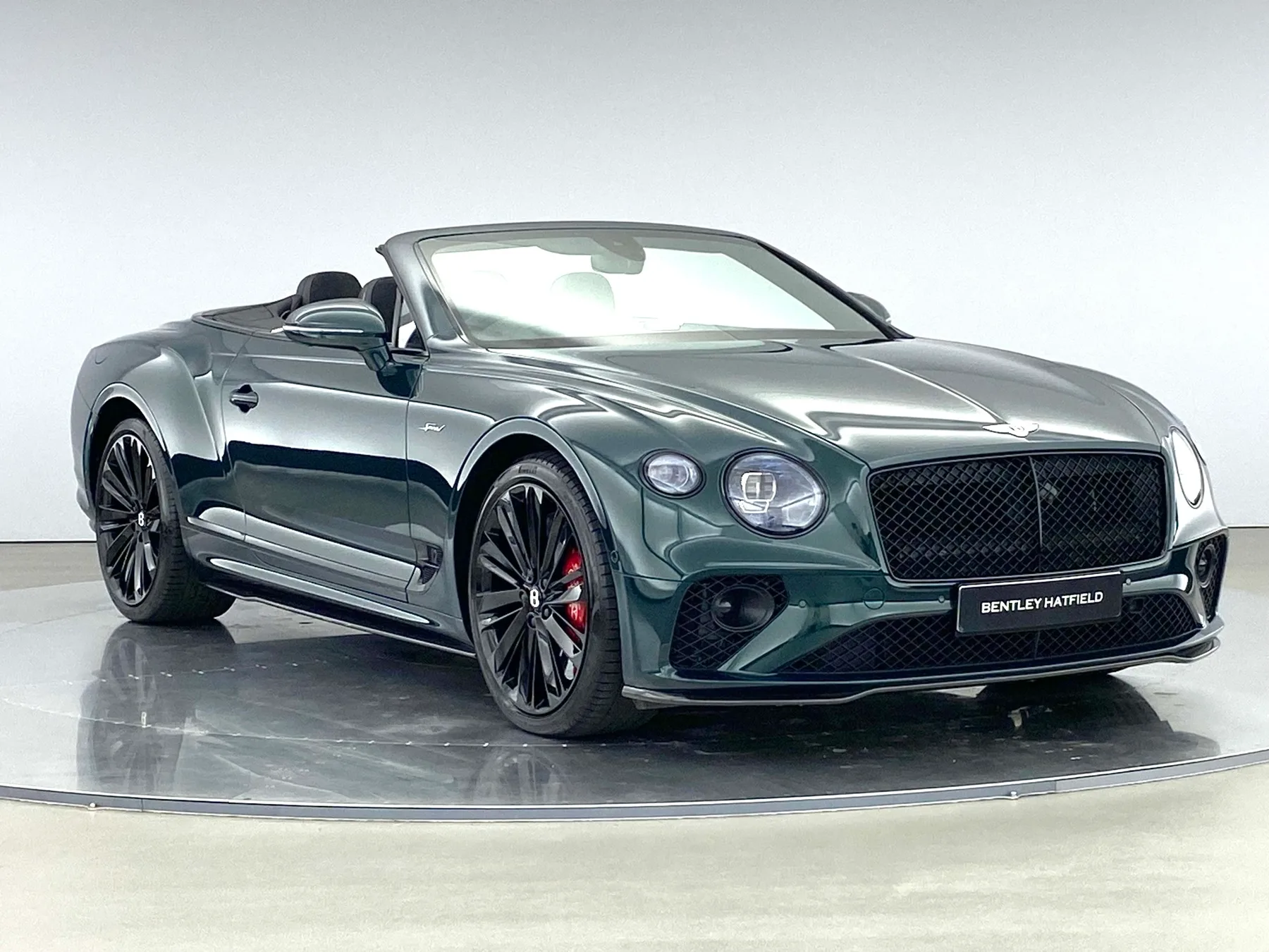 2022 Bentley Continental GTC Speed proposée par un groupe de concessions agréées à Hatfield, Royaume-Uni, photo principale