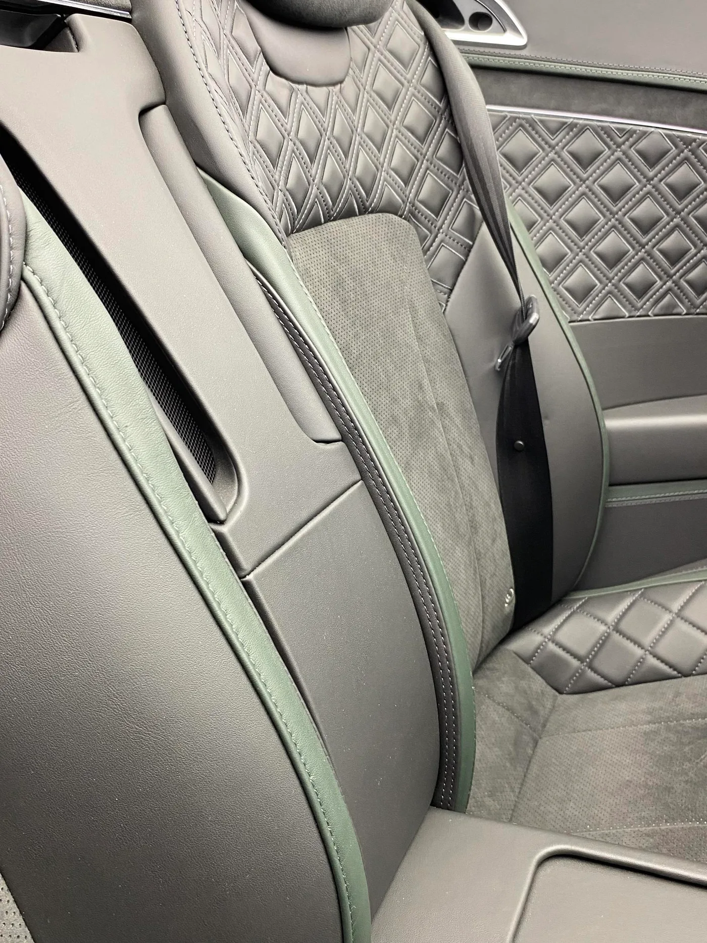 2022 Bentley Continental GTC Speed angeboten von einer Vertragshändlergruppe in Hatfield, Vereinigtes Königreich, Foto 24 von 25