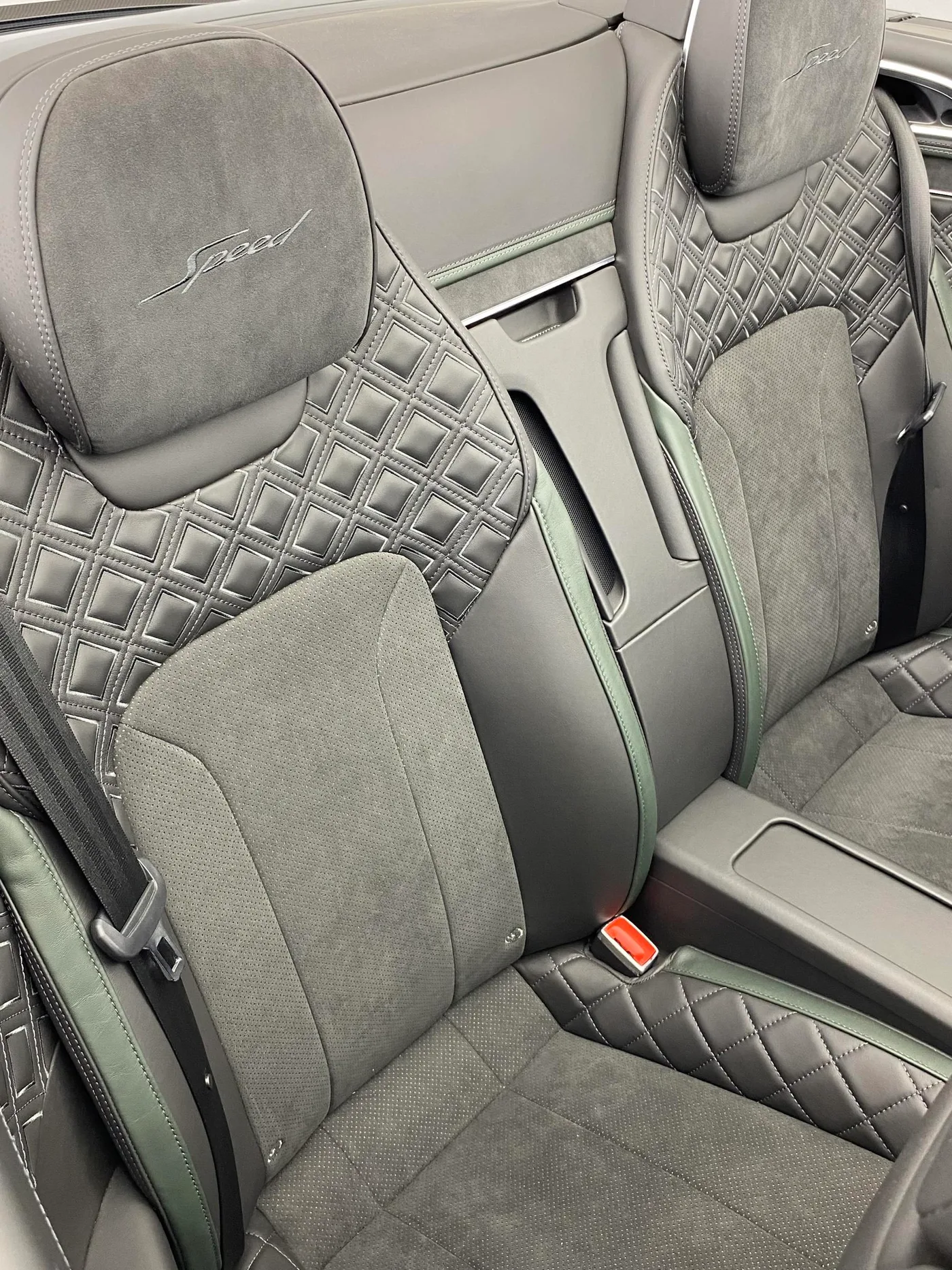 2022 Bentley Continental GTC Speed angeboten von einer Vertragshändlergruppe in Hatfield, Vereinigtes Königreich, Foto 25 von 25