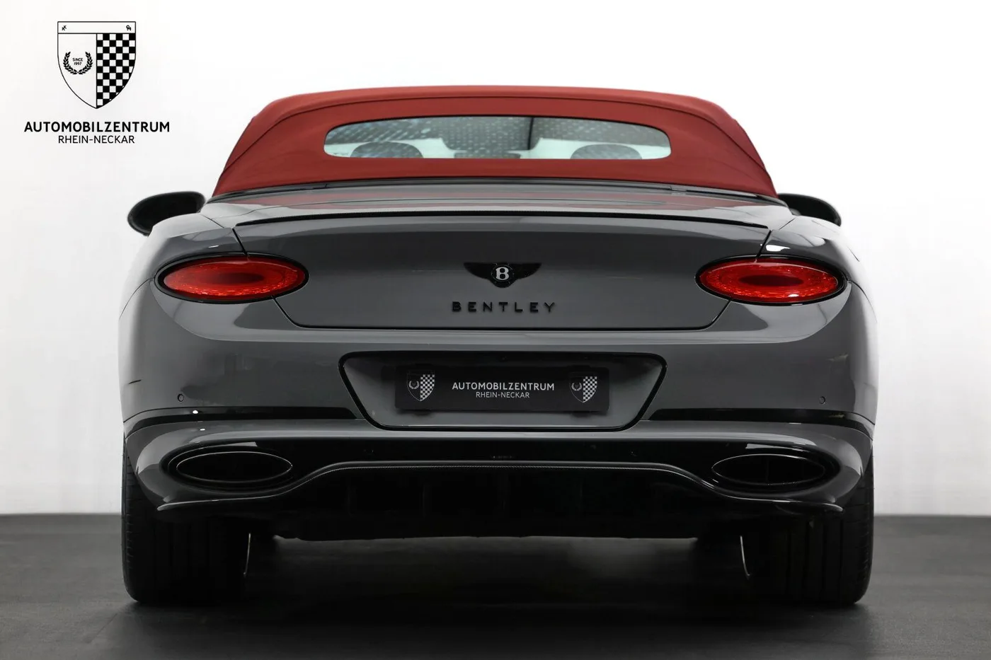 2022 Bentley Continental GTC Speed offered by a supercar dealer in Viernheim, Germany, photo 6 of 25
