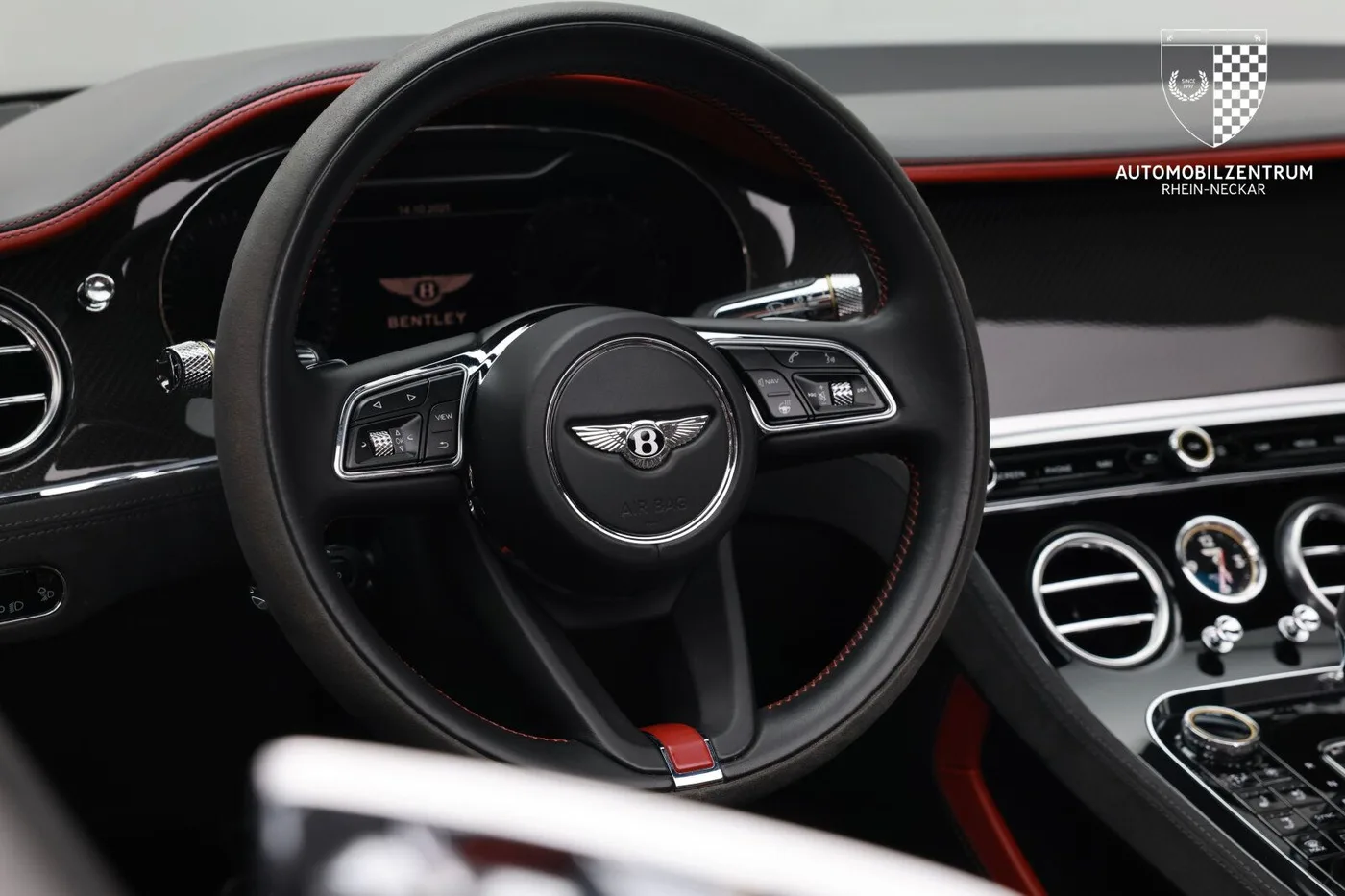 2022 Bentley Continental GTC Speed offered by a supercar dealer in Viernheim, Germany, photo 20 of 25