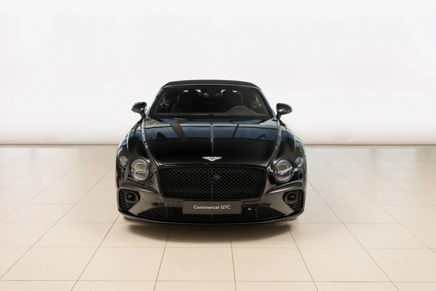 2022 Bentley Continental GTC V8 offered by an official Bentley dealer in Riga, Latvia, photo 12 of 25