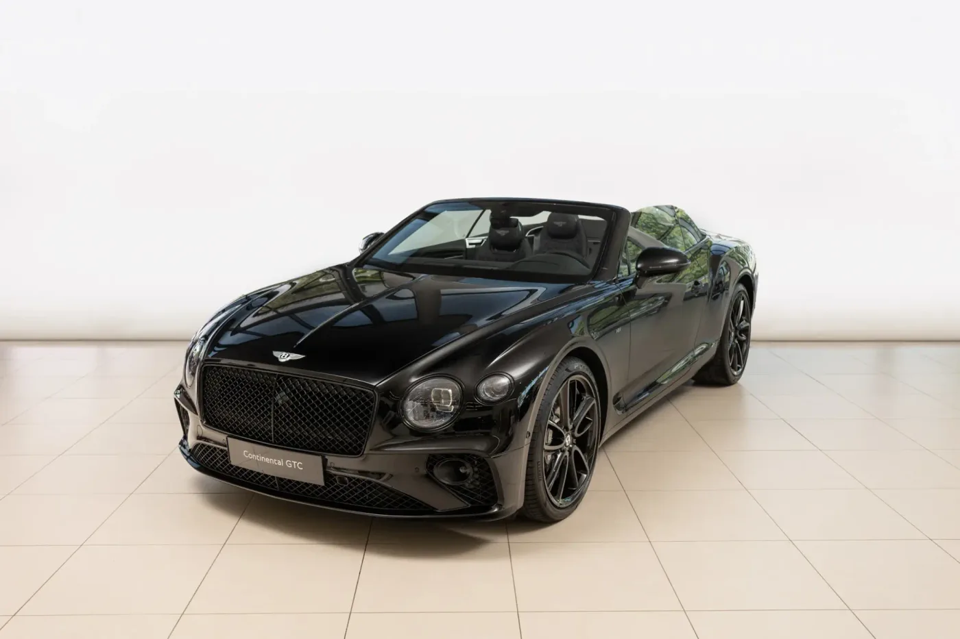 2022 Bentley Continental GTC V8 offered by an official Bentley dealer in Riga, Latvia, photo 13 of 25