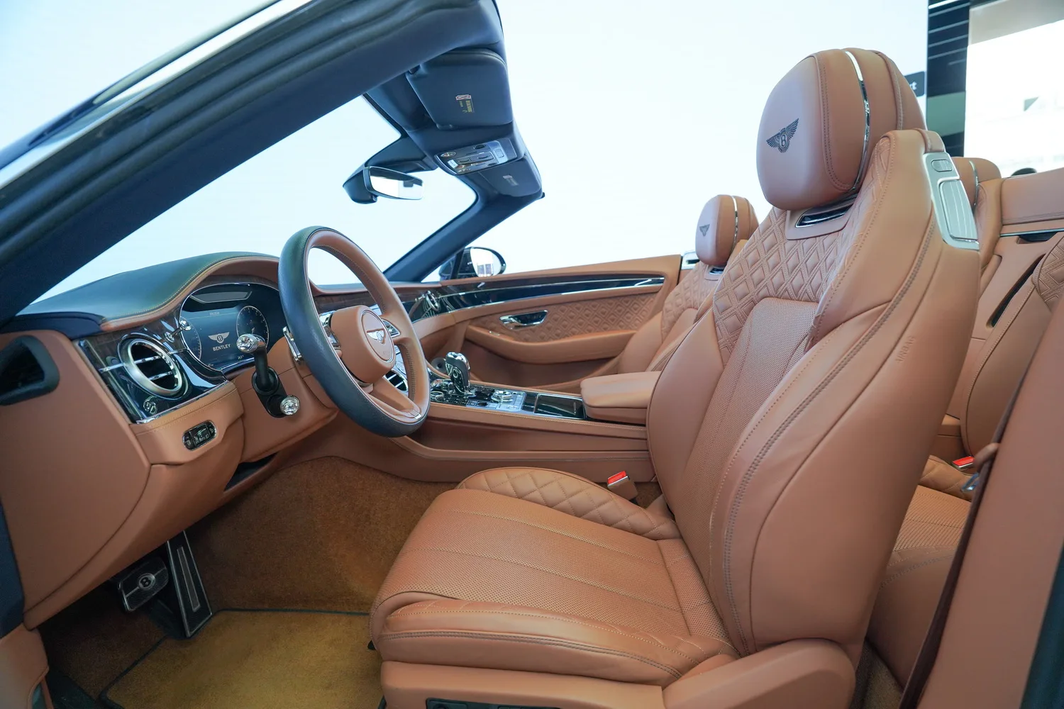 2022 Bentley Continental GTC V8, 8/12