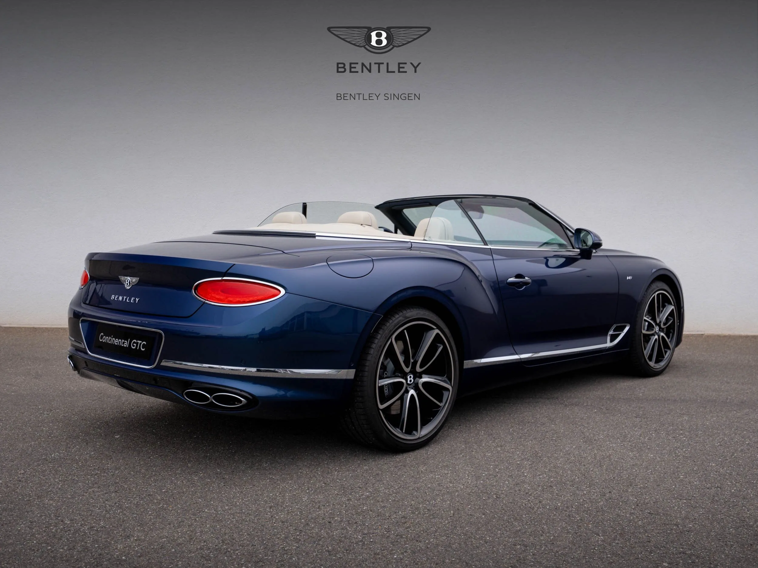 2022 Bentley Continental GTC V8, 13/30