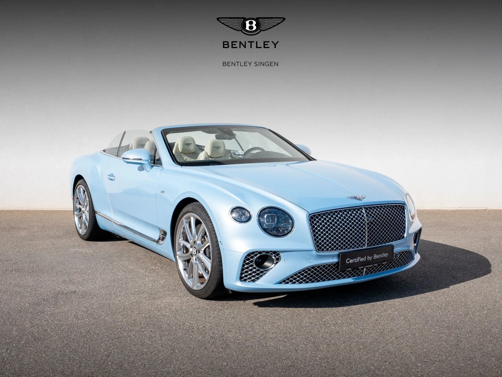2022 Bentley Continental GTC V8 proposée par un concessionnaire spécialisé à Singen, Allemagne, photo principale