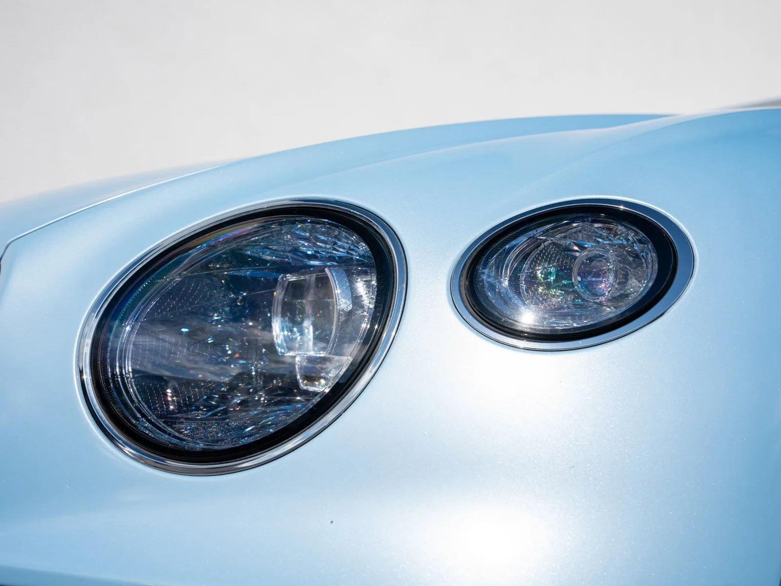 2022 Bentley Continental GTC V8, 16/30