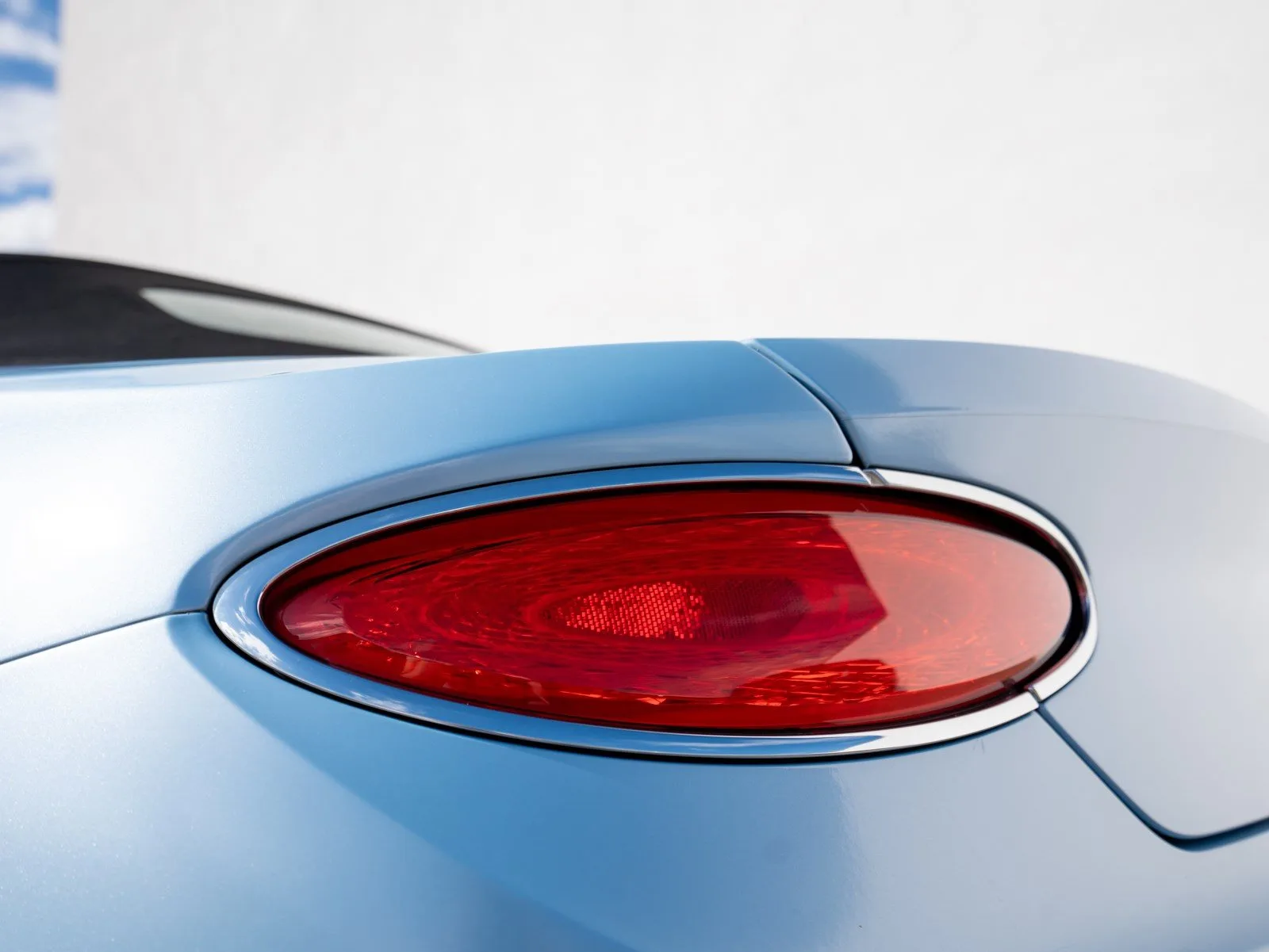 2022 Bentley Continental GTC V8, 23/30