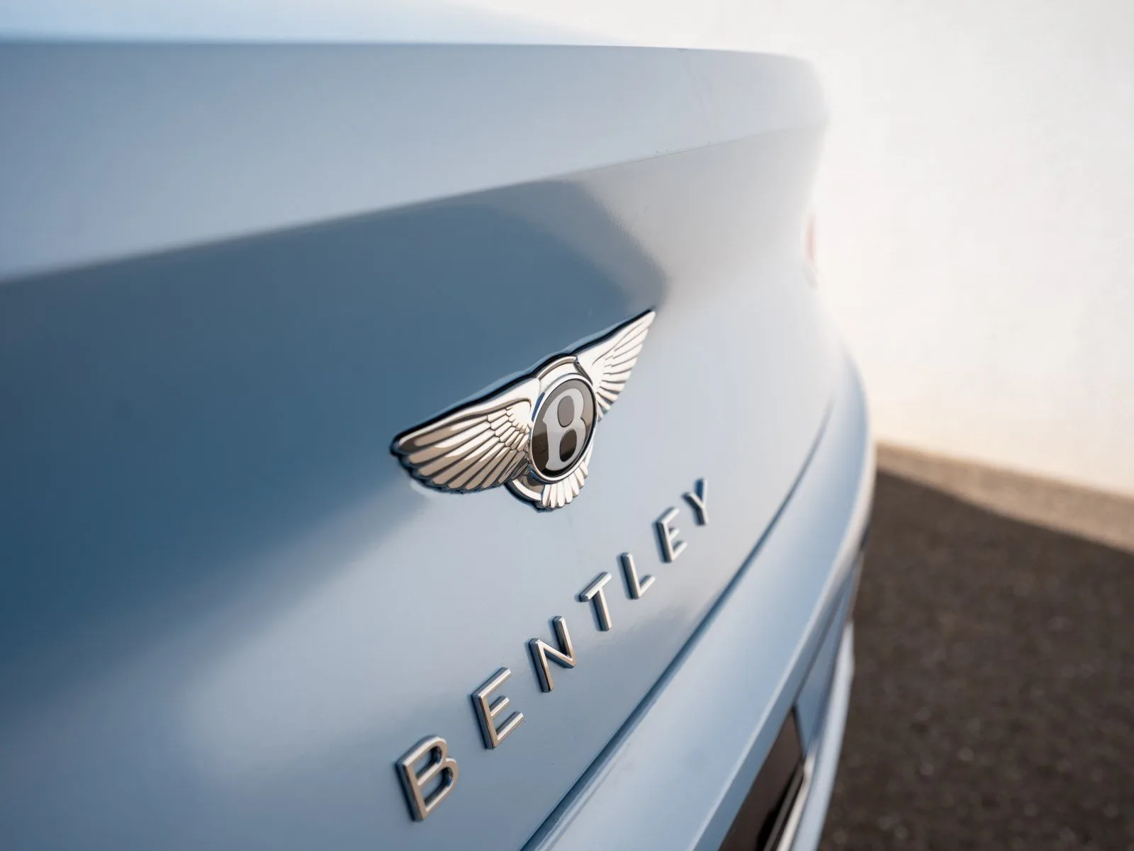 2022 Bentley Continental GTC V8, 25/30