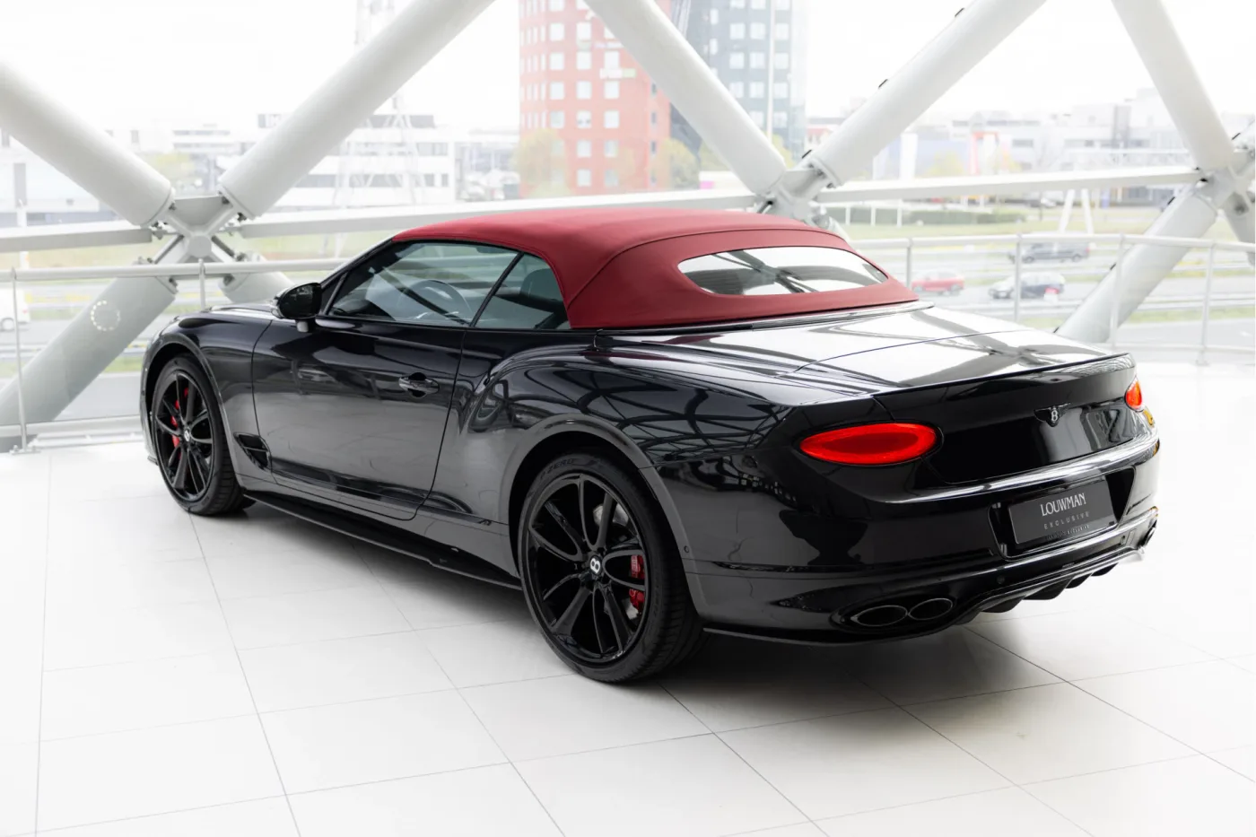 2022 Bentley Continental GTC Mulliner V8 angeboten von einem offiziellen McLaren und Morgan-Vertragshändler in Utrecht, Niederlande, Foto 3 von 25