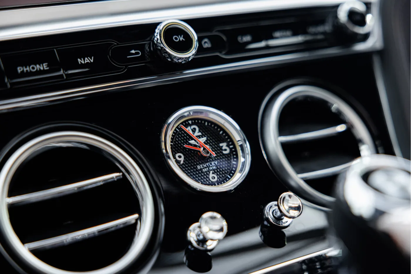 2022 Bentley Continental GTC Mulliner V8 angeboten von einem offiziellen McLaren und Morgan-Vertragshändler in Utrecht, Niederlande, Foto 25 von 25