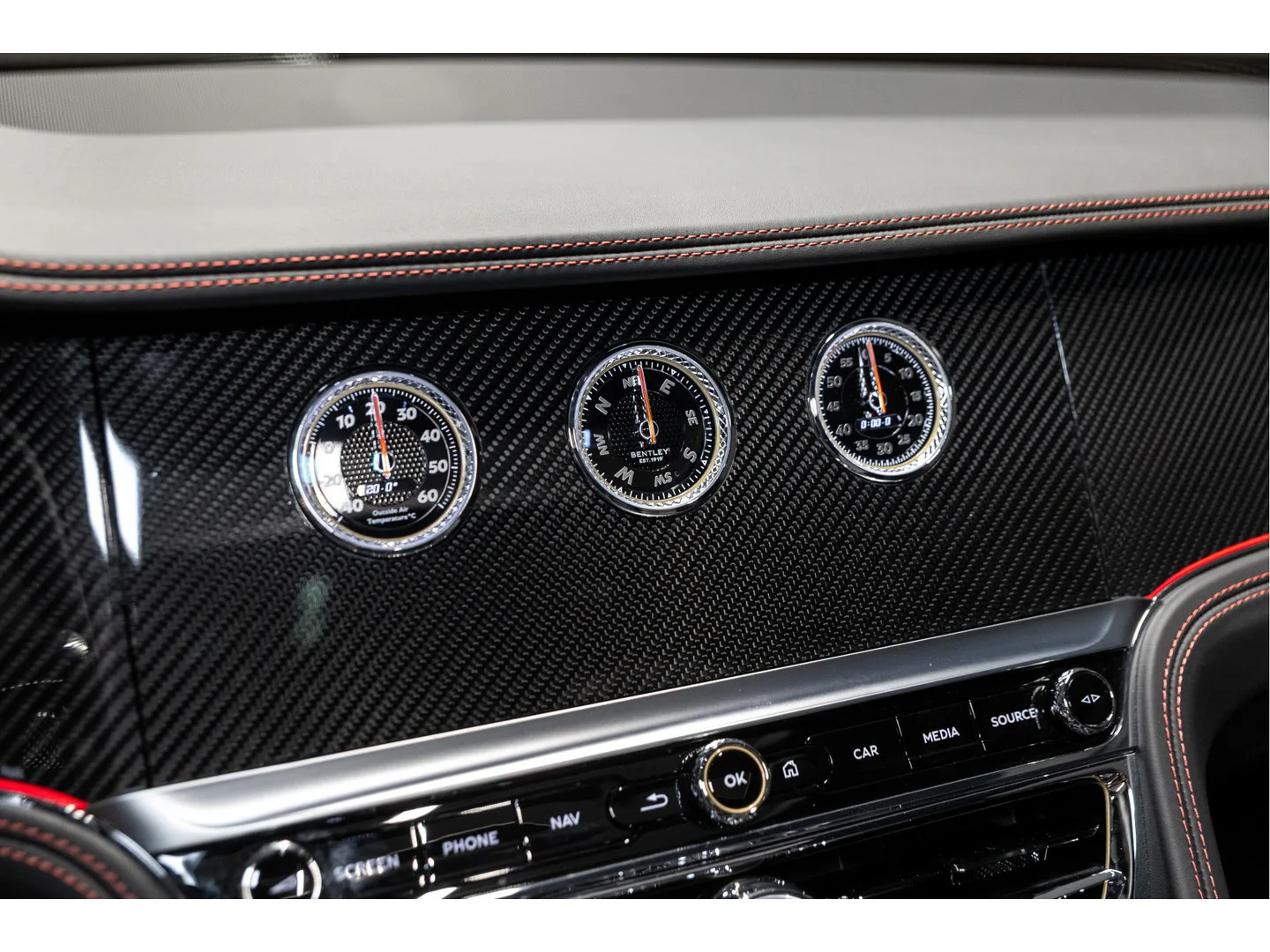 2022 Bentley Flying Spur Azure V8, 27/30