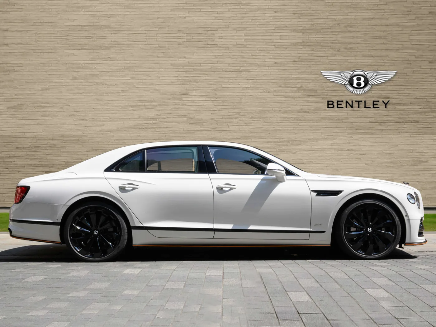 2022 Bentley Flying Spur Hybrid angeboten von einer Vertragshändlergruppe in London, Vereinigtes Königreich, Foto 16 von 25