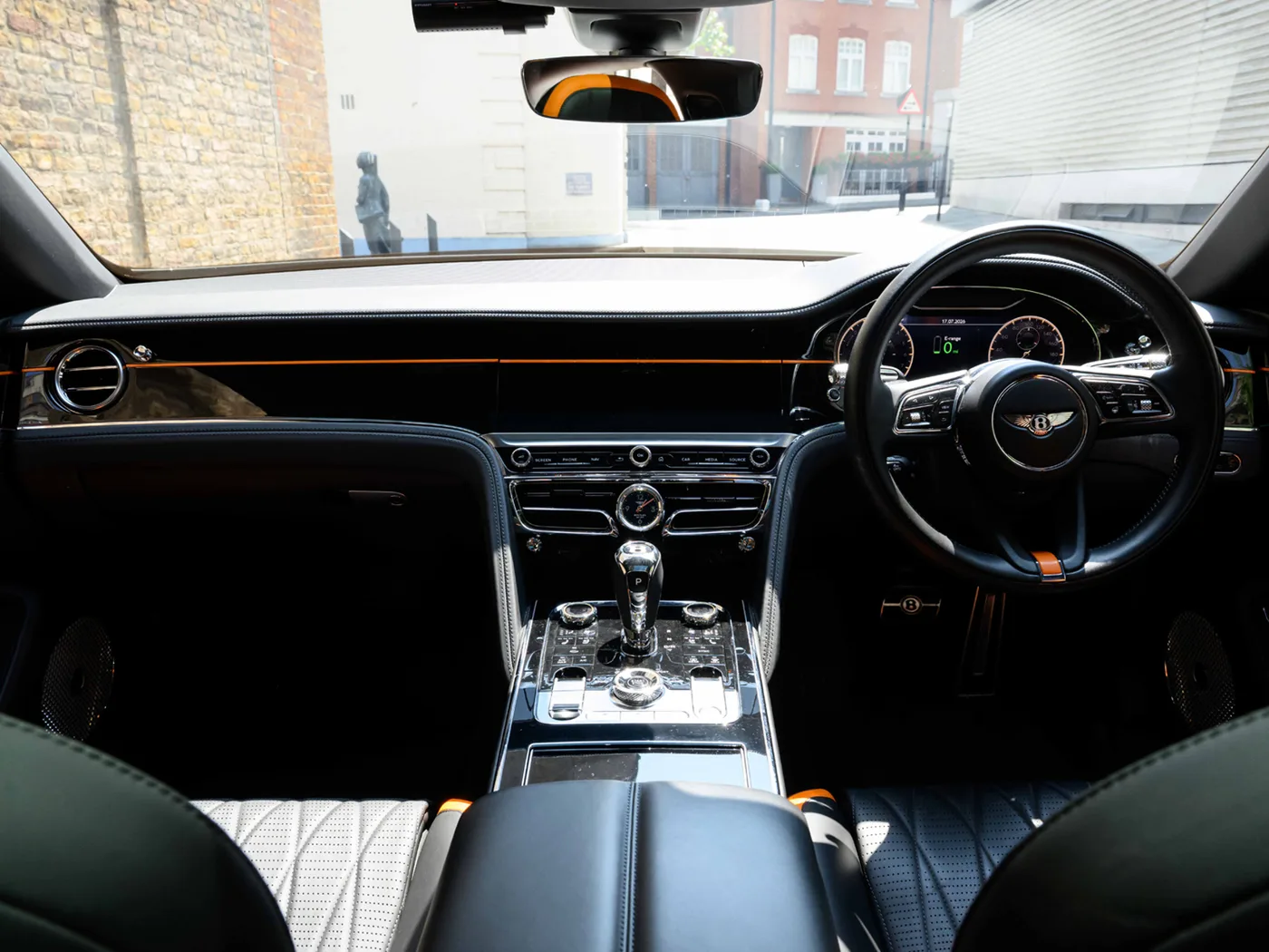 2022 Bentley Flying Spur Hybrid angeboten von einer Vertragshändlergruppe in London, Vereinigtes Königreich, Foto 21 von 25