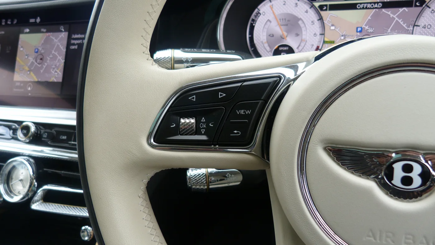 2022 Bentley Flying Spur Mulliner Hybrid offered by a franchised dealer group in Cheltenham, United Kingdom, photo 17 of 25
