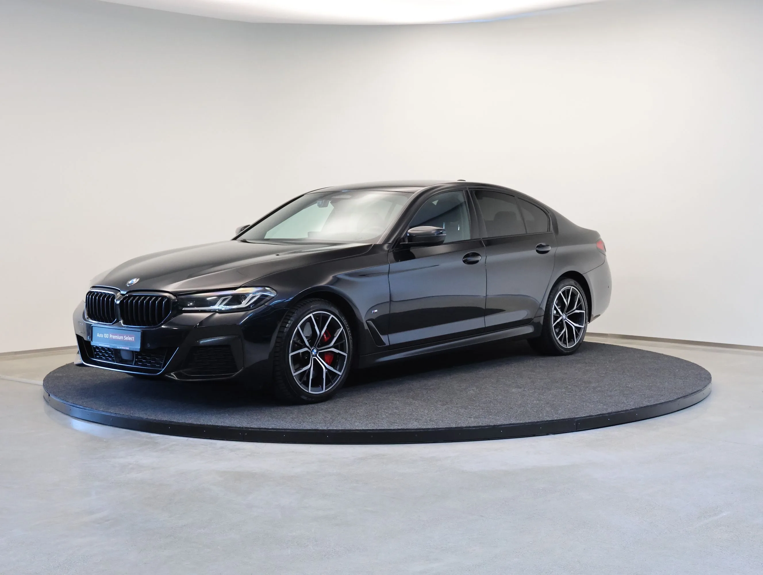 2022 BMW 530d xDrive, M Sport offered by a specialist dealer in Tallinn, Estonia, main photo