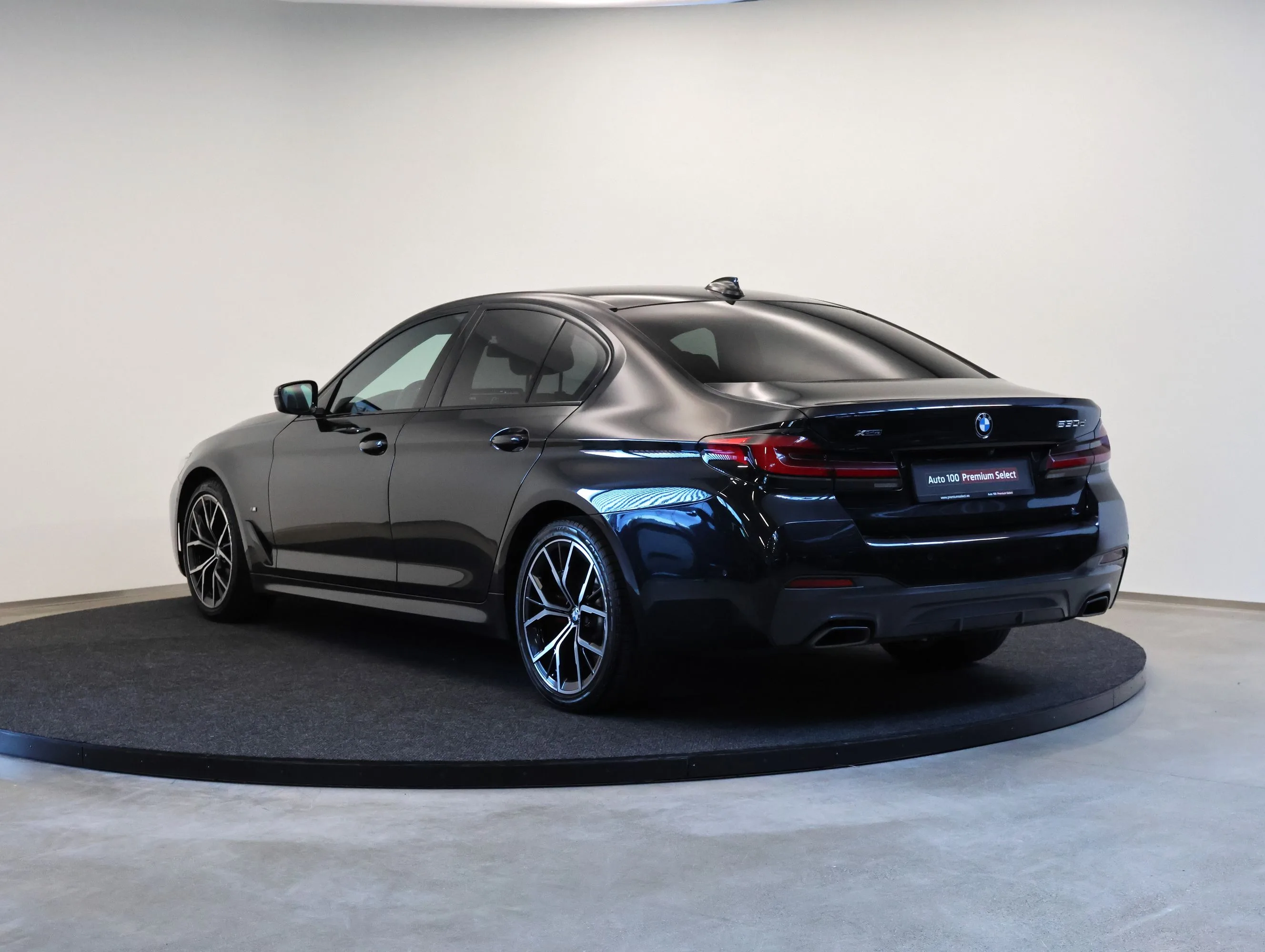 2022 BMW 530d xDrive, M Sport, 4/23