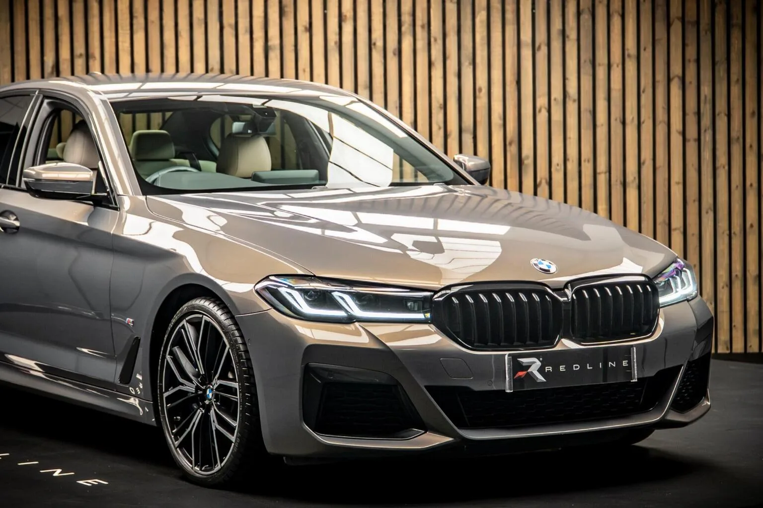 2022 BMW 530d xDrive M Sport, 11/30